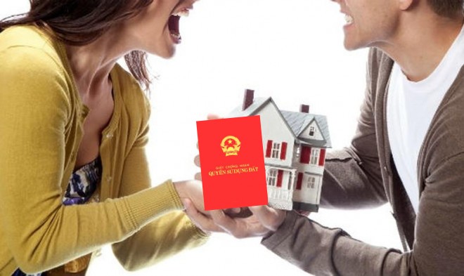 3 cách ghi tên trên sổ đỏ khi vợ chồng cùng mua nhà đất