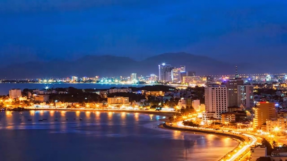 SỚM QUY HOẠCH, XÂY DỰNG KHU VUI CHƠI GIẢI TRÍ VỀ ĐÊM