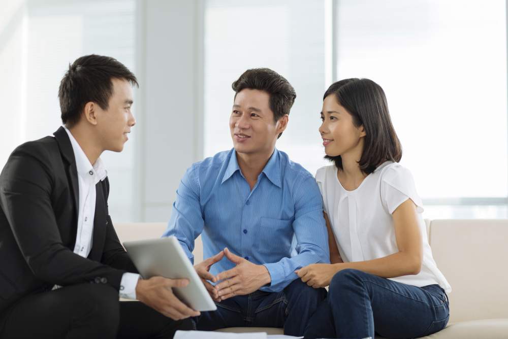 Làm môi giới nhà đất, chỉ cần khéo ăn nói là có thể hái ra tiền?