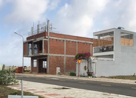 Cần bán lô đất lk14 lô số 15. Hướng Nam Cạnh sân bay Tuy Hòa
