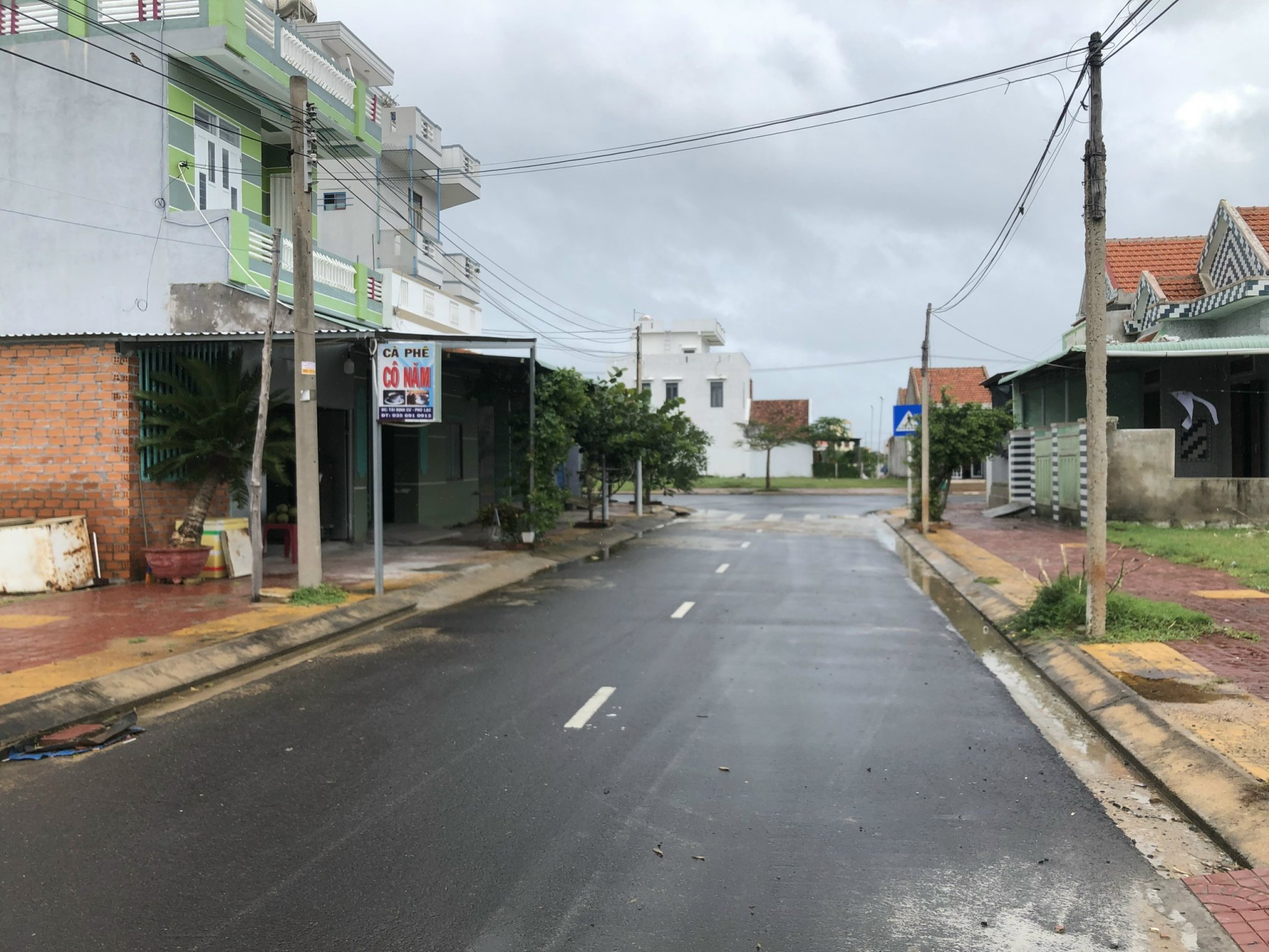 Cần bán lô đất tái định cư Phú Lạc, lô đất 200m (6mx33m) giá 1.2 tỷ.