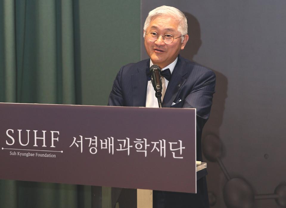 Suh Kyung-bae