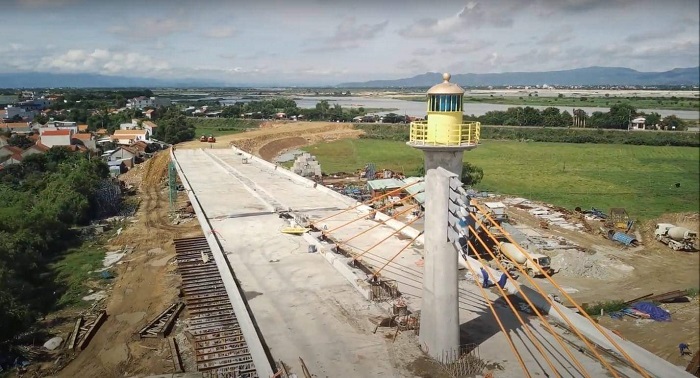cầu vượt đường sắt Nam TP Tuy Hòa. Ảnh minh họa