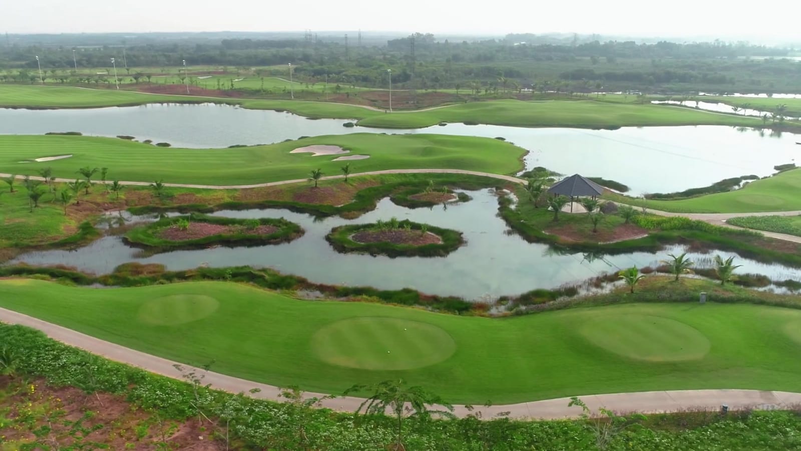 Xu hướng kết hợp “bất động sản - golf”